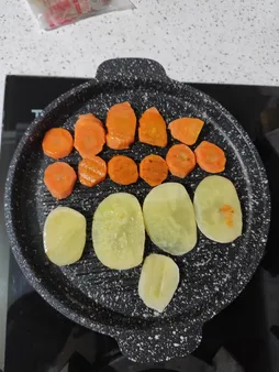 تابه گریل چدن نالینو مدل Fahita سایز 20 به همراه استند چوبی