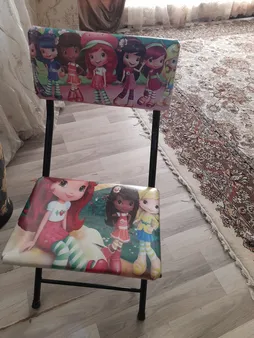 ست میز تحریر و صندلی طرح توت فرنگی