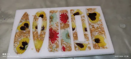 قالب رزین مدل گیره مو طرح کلاسیک کد SIM1