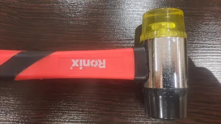 چکش فیبری رونیکس مدل 4740-RH وزن 540 گرم