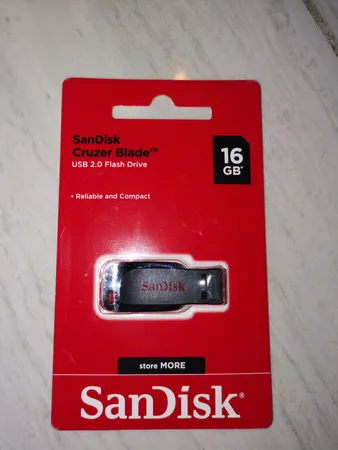 فلش مموری سن دیسک مدل Cruzer Blade CZ50 ظرفیت 16 گیگابایت با رابط USB 2.0