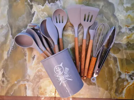 سرویس کفگیر و ملاقه 11 پارچه جی فی نی مدل 02