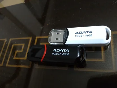 فلش مموری ای دیتا مدل DashDrive UV150 ظرفیت 128 گیگابایت