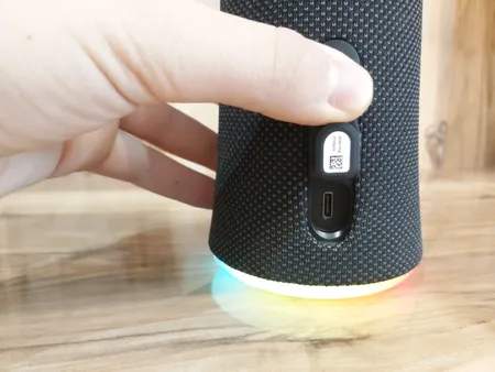 اسپیکر بلوتوثی قابل حمل انکر مدل Flare 2 A3165