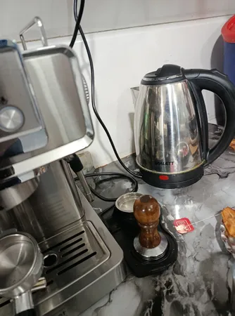 کتری برقی مدل استیل