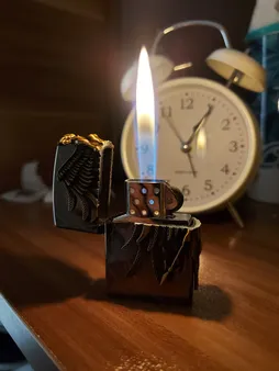 فندک طرح پرواز کد 377