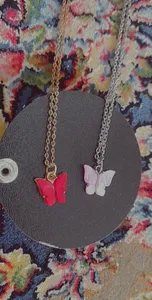 تجریه خرید آویز گردنبند زنانه مدل پروانه یاس AG 448