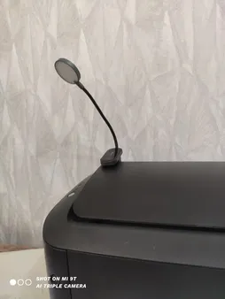 چراغ مطالعه باسئوس مدل DGRAD-0G