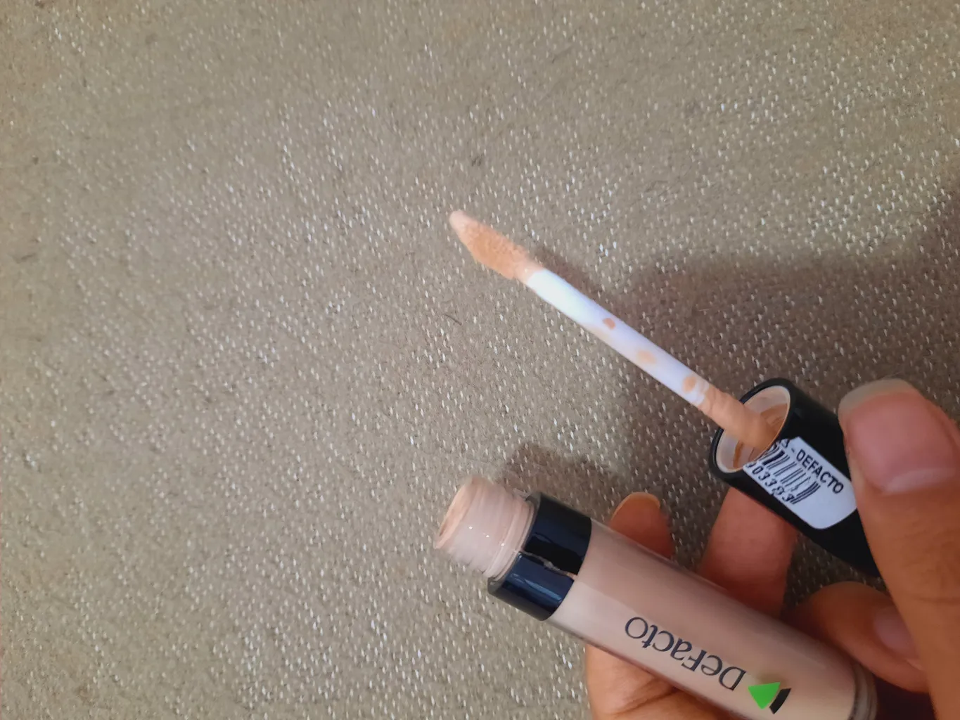 کانسیلر دفکتو مدل D شماره 03