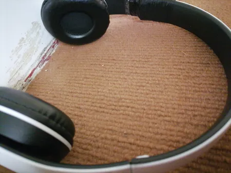 هدست بی سیم مدل P47