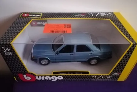 ماکت ماشین بوراگو مدل Mercedes Benz 190E 2.6 W201