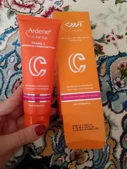 کرم روشن کننده آردن سی فکتور مدل ویتامین C حجم 75 میلی لیتر