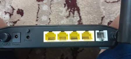 مودم روتر ADSL2 Plus بی‌ سیم  دی-لینک مدل DSL-2740M