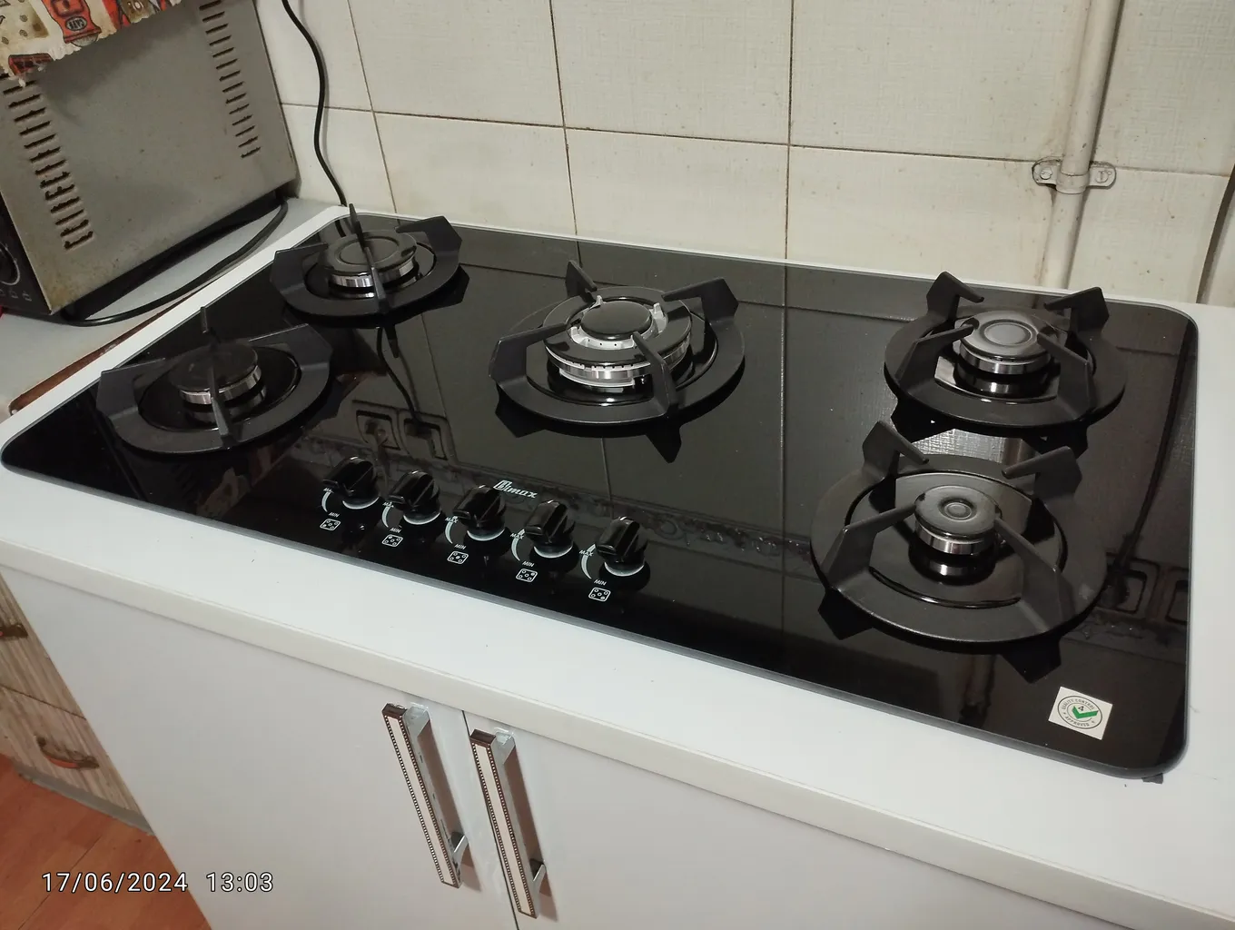 اجاق گاز صفحه ای بیمکث مدل E200