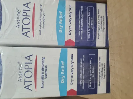 لوسیون مرطوب کننده آردن آتوپیا مدل Dry Relief مناسب پوست های خشک حجم 200 میلی لیتر