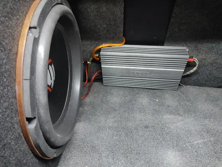 آمپلی فایر خودرو لئودئو مدل LA 1000.1