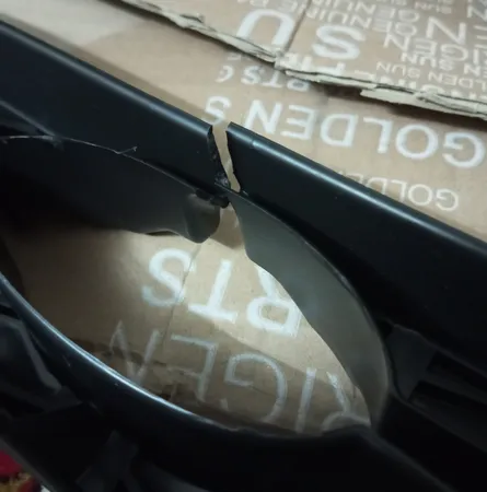 مکمل جلو پنجره زمستانی مدل T.B.Zکد 041مناسب برای پراید