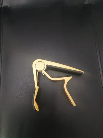 کاپو گیتار مدل BDJ-007