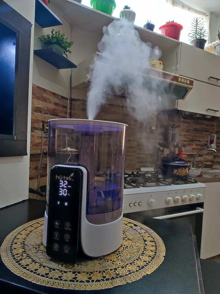 دستگاه بخور سرد هیوتک مدل HU-22 دستگاه بخور سرد هیوتک مدل HU-22
