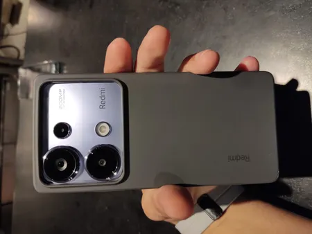 گوشی موبایل شیائومی مدل Redmi Note 13 Pro 4G دو سیم کارت ظرفیت 256 گیگابایت و رم 8 گیگابایت