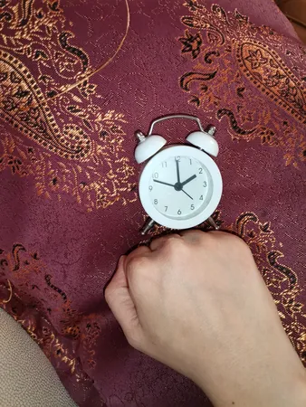 ساعت رومیزی مدل Simple 002