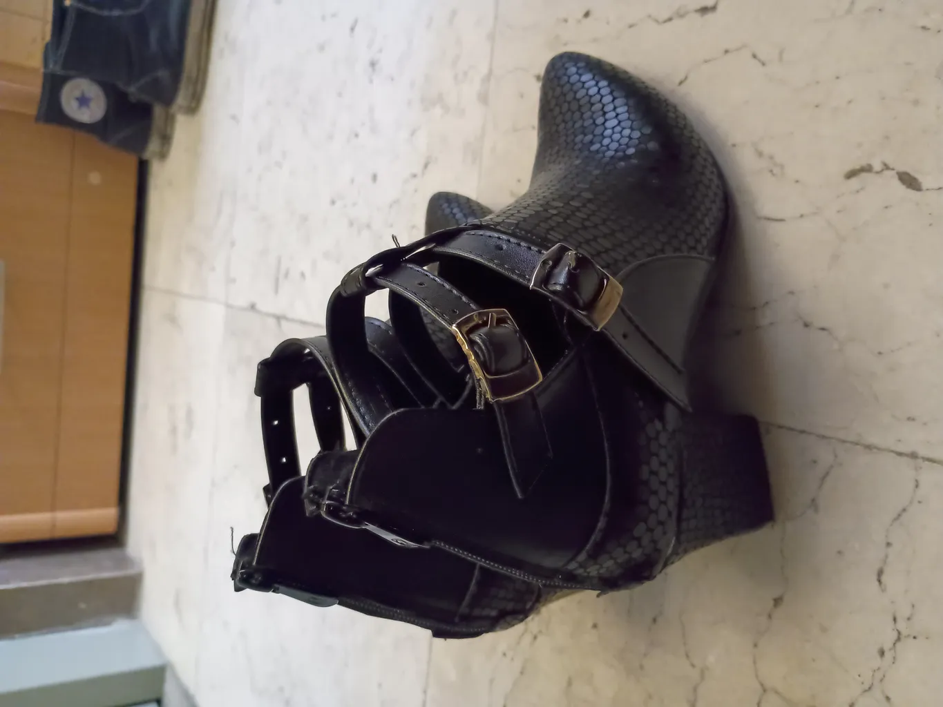 کفش زنانه مدل خاسا