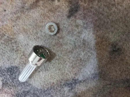 چراغ چرخ دوچرخه آیرون من مدل Rb20 بسته 2 عددی