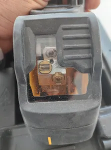 تجریه خرید تراز لیزری دیوالت مدل DW088K-XJ