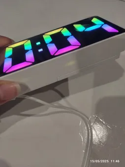 ساعت رومیزی دیجیتال مدل صفحه رنگی کد GH0725D