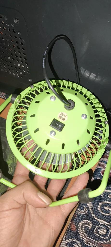 پنکه رومیزی مکا مدل MF03