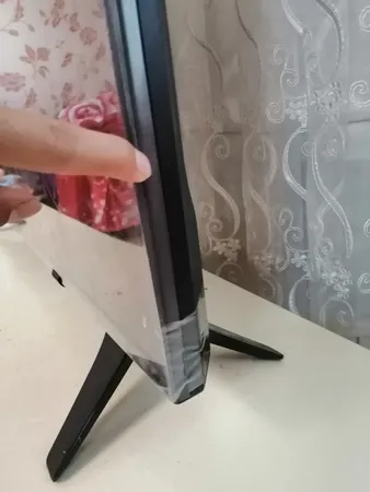 محافظ صفحه نمایش  مناسب برای تلویزیون 43 اینچ