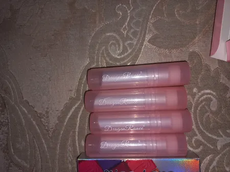 رژ لب جامد دراگون رانی مدل lovely مجموعه 4 عددی