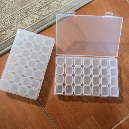 جعبه ابزار خیاطی مدل نظم دهنده منجوق کد 00