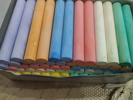 گچ رنگی مارلو  مدل 22 بسته 64 عددی