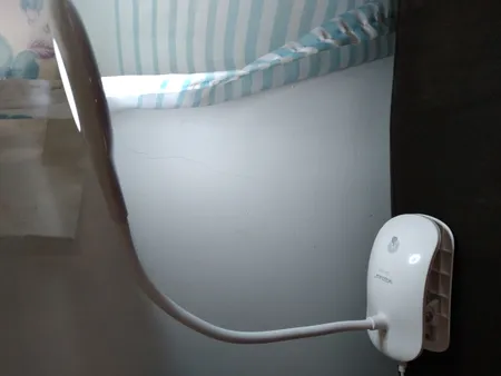 چراغ مطالعه لمسی گیره ای قابل شارژ ویداسی مدل WD-6038