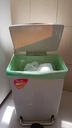 سطل زباله پدالی هوم کت مدل Alice 2888