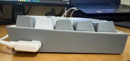 کیبورد گیمینگ ردراگون مدل K617 FIZZ، سوییچ مکانیکال قرمز، Tenkeyless، نورپردازی RGB