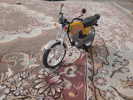 موتور بازی مدل HONDA CG 125