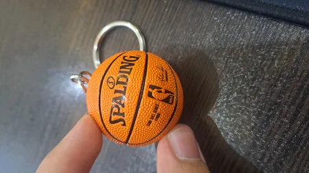 جاکلیدی مدل توپ بسکتبال Spalding