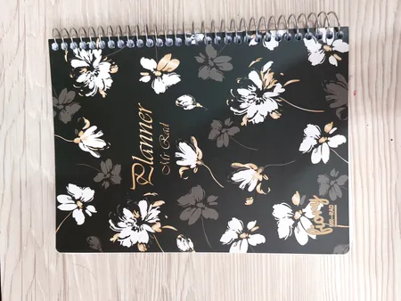 سالنامه سال 1404 مستر راد طرح دارک تروپیکال کد fiory 2673