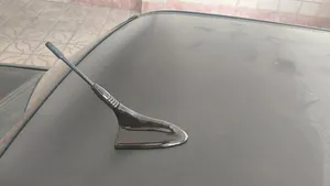 تجریه خرید آنتن خودرو وارون مدل بال کوسه ای کد P-642-BLK