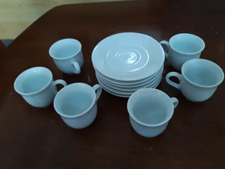 ست فنجان و نعلبکی 12 پارچه شرکت صنایع چینی تقدیس مدل RL60