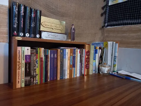 کتابخانه رومیزی دایان مدل آبان