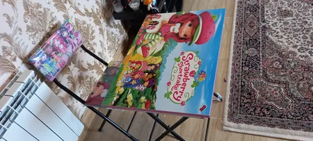 ست میز تحریر و صندلی طرح توت فرنگی