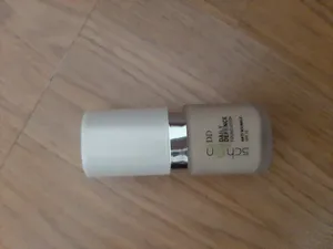 تجریه خرید کرم پودر شون سری Daily Defence شماره D03