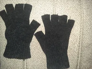 تجریه خرید دستکش بافتنی مدل Gh 443