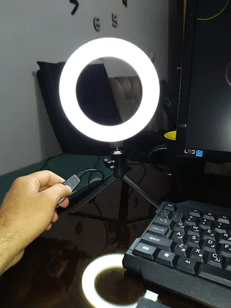 رینگ لایت مدل FRL-160r