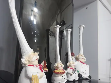 مجسمه آشپز کلاه بلند شیانچی مدل 020020224 مجموعه 4 عددی