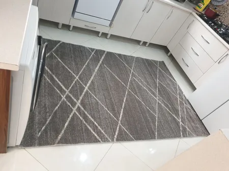 فرش ماشینی ساوین کد 4083 زمینه طوسی