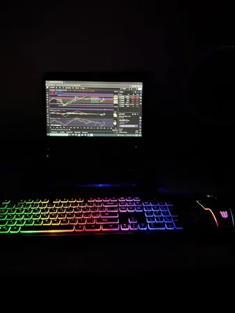 کیبورد گیمینگ تسکو مدل TK 8031، سوییچ ممبران، Full-Size، نورپردازی RGB